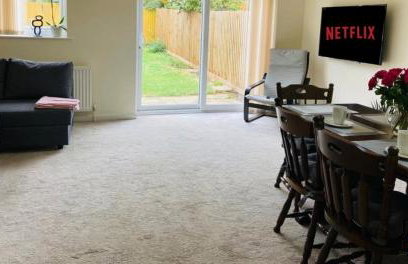 3 Bedroom House Garden Free Parking 15 min to centre 5 min to motorway - Foto 23