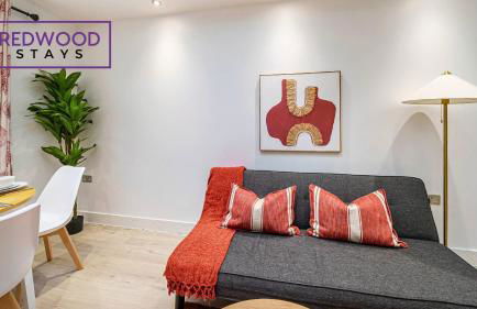 1 Bed 1 Bath, Modern Town Center Apartment, Netflix By Redwood Stays - Foto 39