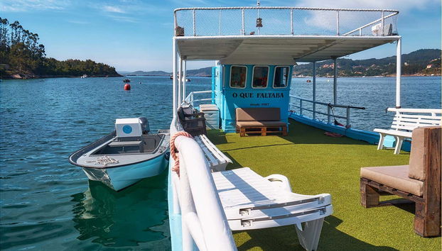 Navegando por la ría de Aldán