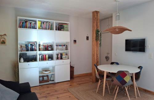 FANTASTICO - 75m - REFORMADO- VISTAS A LA MONTAÑA - Wifi - Acceso Trastero junto a Parking - Foto 31