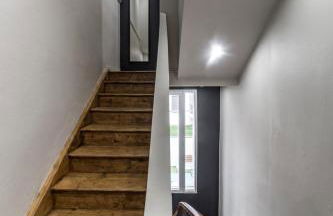 MAISON LE GRATTE CIEL - séminaire ou famille, salle de réunion, 8 chambres Clim, Jardin & Salle de sport - Foto 40