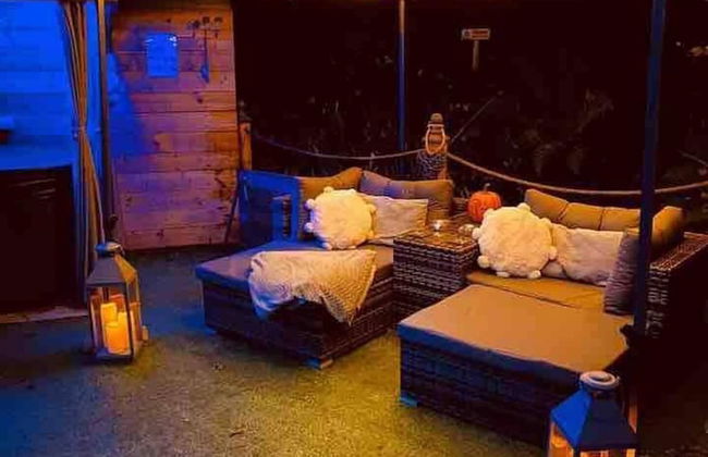 A Beautiful, Unique Lodge, Made for two - Photo 15