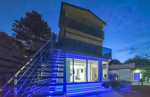 Villa With Swimming Pool - Foto 24