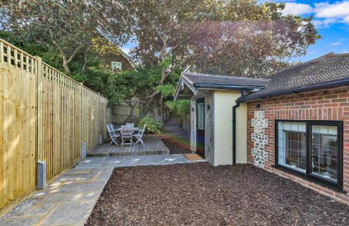 Garden Lodge With Parking By My Getaways - Foto 30