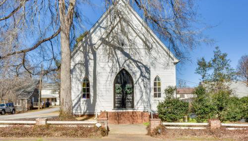 Newry Retreat in Converted Church with Shared Patio! - Foto 2