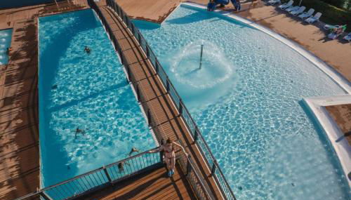 Luminous Flat With Attic With Pool - Photo 2