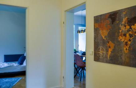 Groß, Modern, Zentrumsnah mit Parkplatz und Garten - Photo 21