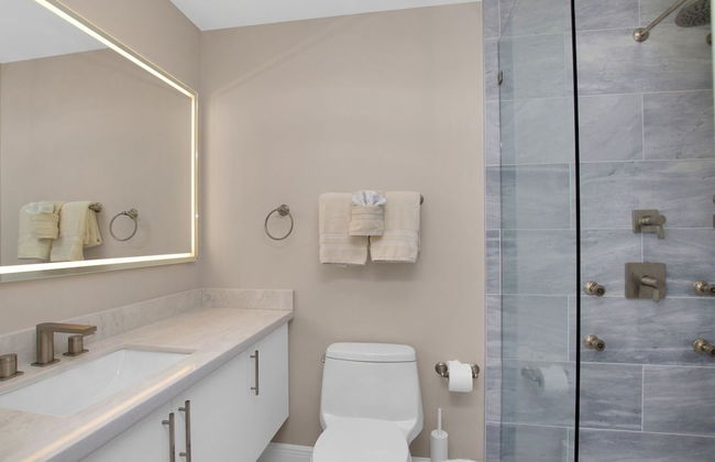 Bayfront Townhouse Located In The Lush Tropical Setting Of Rock Harbor Club. 2 Bedroom Condo by RedAwning - Foto 22