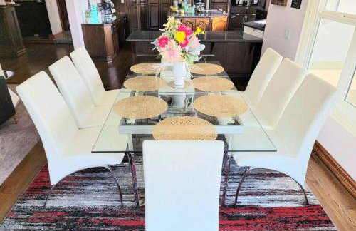 Luxury Hill Villa with Spectacular View - Foto 28