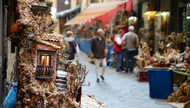 ¡Descubriremos la magia de la Navidad en Nápoles!