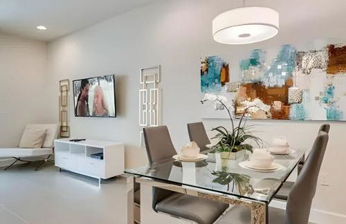 Charming Townhome With Private Pool Near Disney - Foto 20