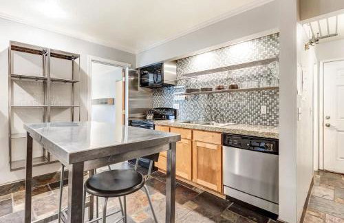 Upscale Condo near Downtown & the Deschutes - Foto 14