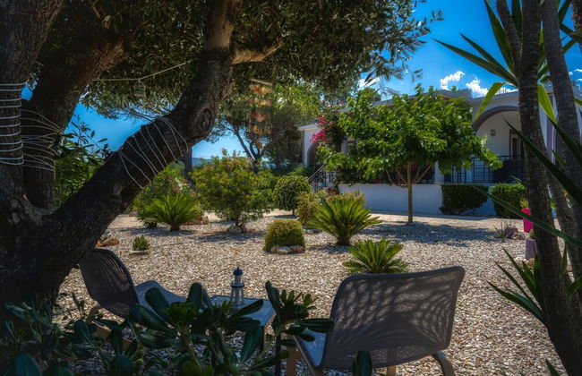 Filios Villa - Photo 31