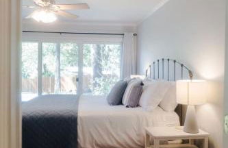 Grass Valley Home with Hot Tub - Photo 27