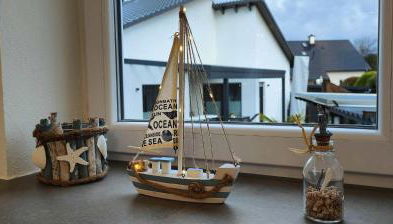 Voll-Ausgestatte Wohnung mit Balkon - Photo 2