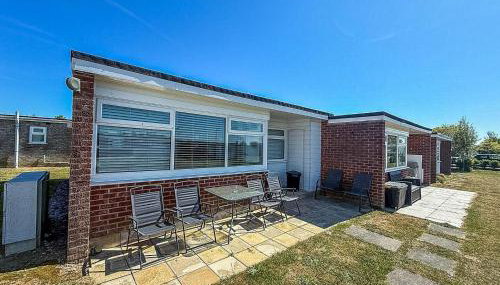 Lovely Chalet With Free Wi-Fi At Green Farm Park, Norfolk Ref 43395G - Foto 1