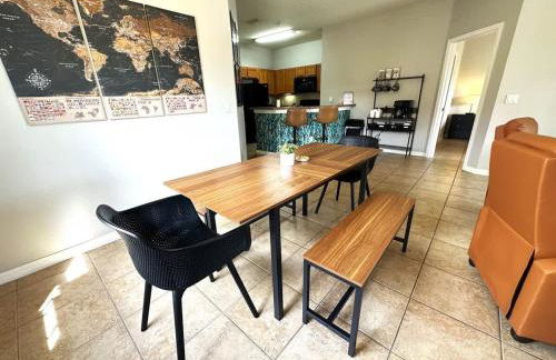 Very Near Disney 3 Bd Condo Walmart 1 min away townhouse - Foto 14