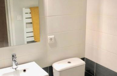 Au coeur des boulevards À 2 pas des chemins de rando - Foto 8