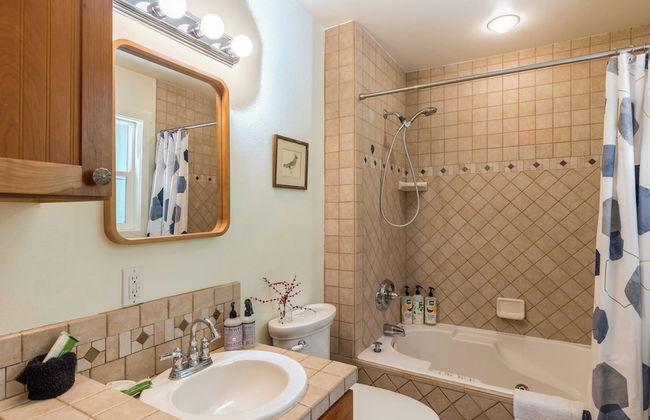 Mid-century Beach Cabin by Avantstay Walk to Beach - Foto 17