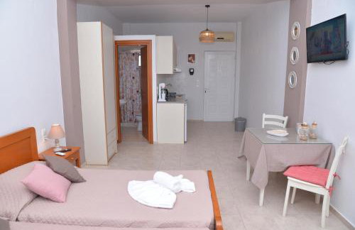 Sunny Rooms - Photo 15