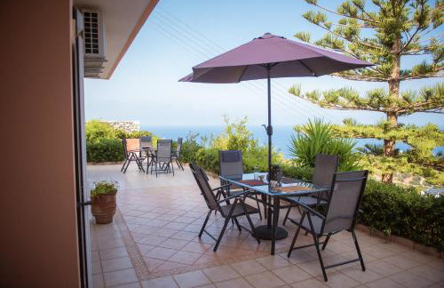 FNK Apartments with Sea View - Photo 28