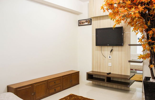 Spacious & Deluxe 2BR Gateway Ahmad Yani Cicadas Apartment - Photo 24