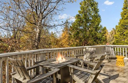 The Crown A-Frame Gated Central AC Lake Access - Foto 6