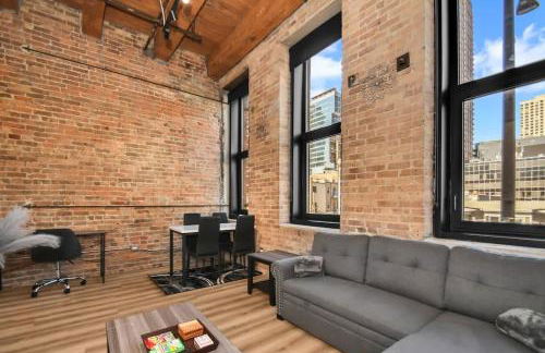 River North Rooftop With In and Out Parking 1 - Foto 8