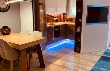 Luxurious & cozy down town home 82’ - Foto 41