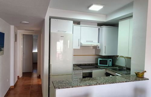 Precioso apartamento con piscina y garage - Foto 49