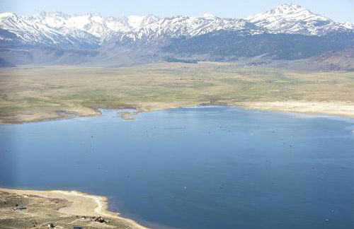 Rustic Trailer Rental on the Shores of Bridgeport Reservoir, California - Photo 17