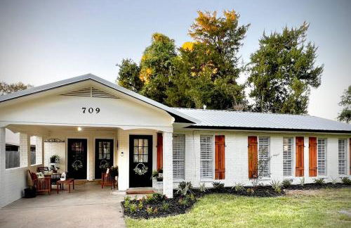 Newly Renovated Home - Sleeps 10 - Foto 1