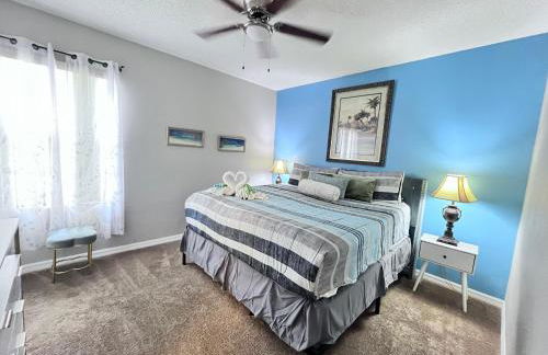 Spacious 2 en-suite BR, pool & spa retreat - Foto 37