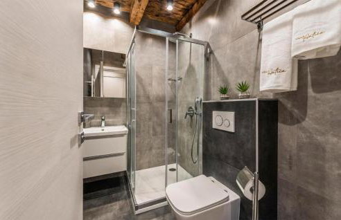 Beautiful Home In Poljaci - Foto 29