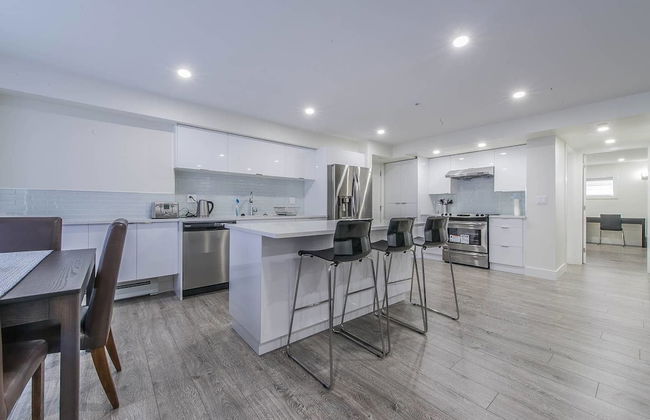 Private Luxurious Suite for Beach Getaway - Photo 7