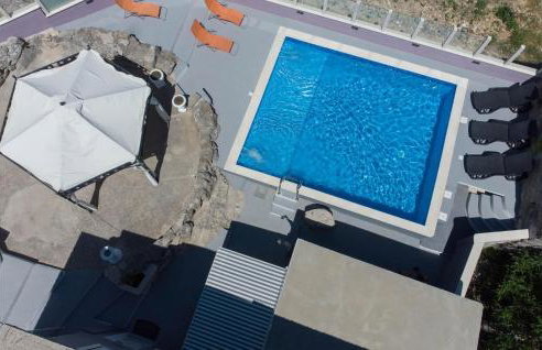 Cozy Home In Srinjine - Photo 11