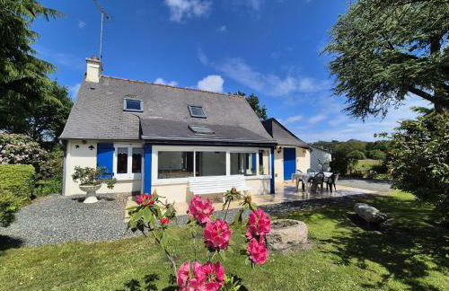 Holiday Home in Plourivo Near Goelo Coast - Foto 1