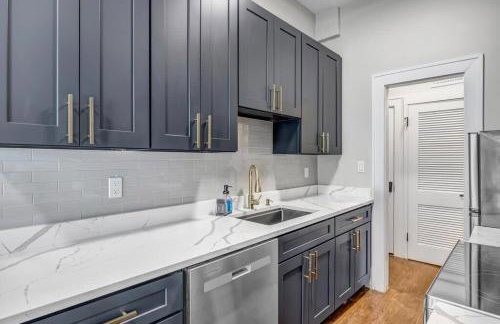 Trendy Historic Apt - Blocks from Shoppes of Avondale - Foto 13