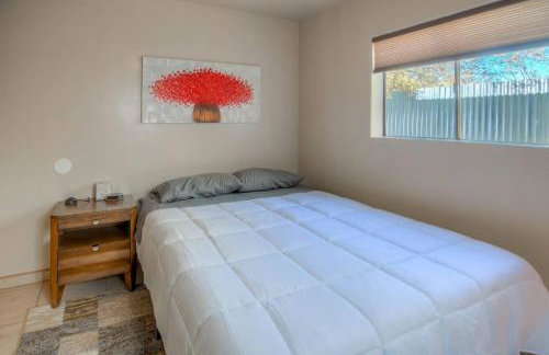Appealing Quiet and Private Modern 2 Bedroom - Foto 23