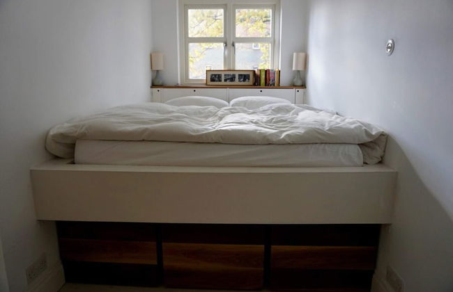 Beautiful Canalside 1-bedroom Flat With Terrace - Foto 3