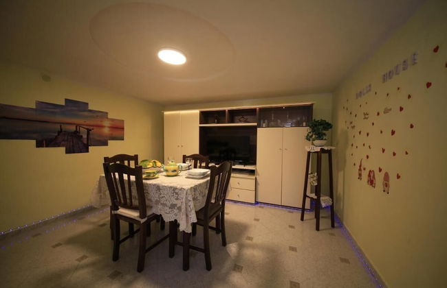 Dolls House Holiday Home - Photo 32