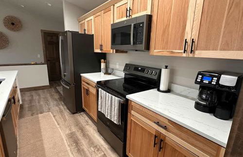 Sunset Serenity 5 Bedroom, Private Lake, Hot Tub - Foto 32