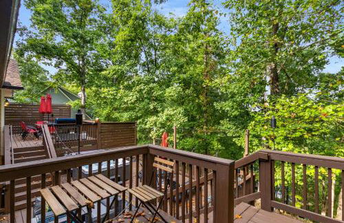 4bd Waterfront House in Lake Lanier with HotTub, FirePit, Wifi, Ping Pong and 2 Kaya - Foto 31