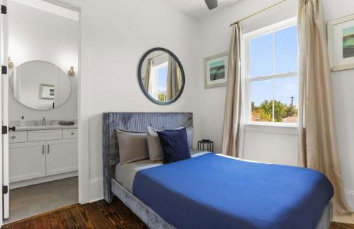 Elegant 4bd with Pool and Off Street Parking - Foto 4