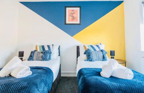 Cozy 3-Bed Retreat Near Manchester Airport Ideal for Families & Groups - Foto 35