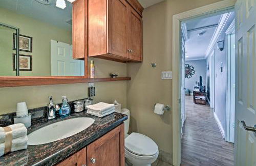 Colorful Beachside Oasis! Galveston Family Home - Foto 16