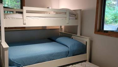 Rustic Cabin Rental with Waterfront Views on Lake Sylvia near St. Cloud, Minnesota - Foto 3