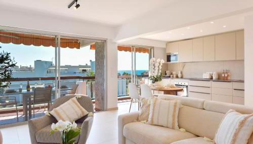 Luxury 1-Br apartment sea view parking - Photo 1