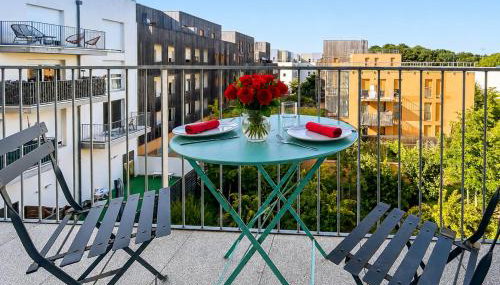 Studio, balcon, parking, commerces & transports - Photo 1