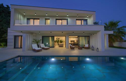 Villa LUMINOSA with outdoor and indoor pool and sauna - Foto 21